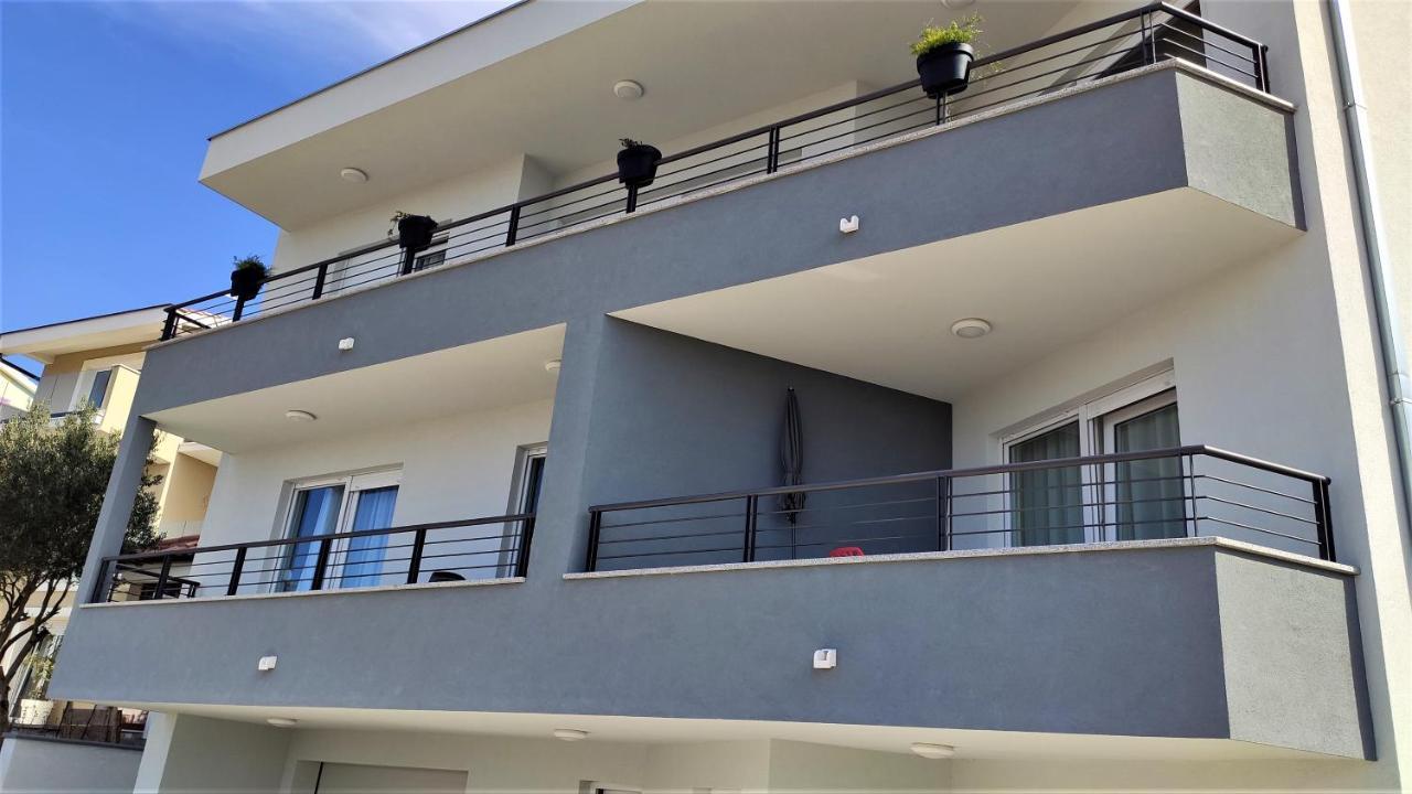 Luxury Apartment Pape Baška Voda Extérieur photo