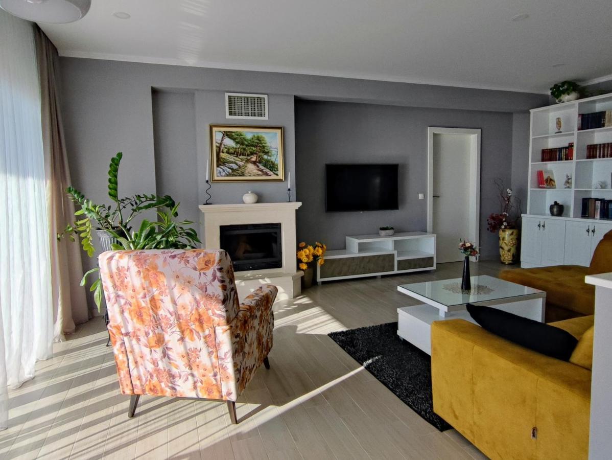 Luxury Apartment Pape Baška Voda Extérieur photo